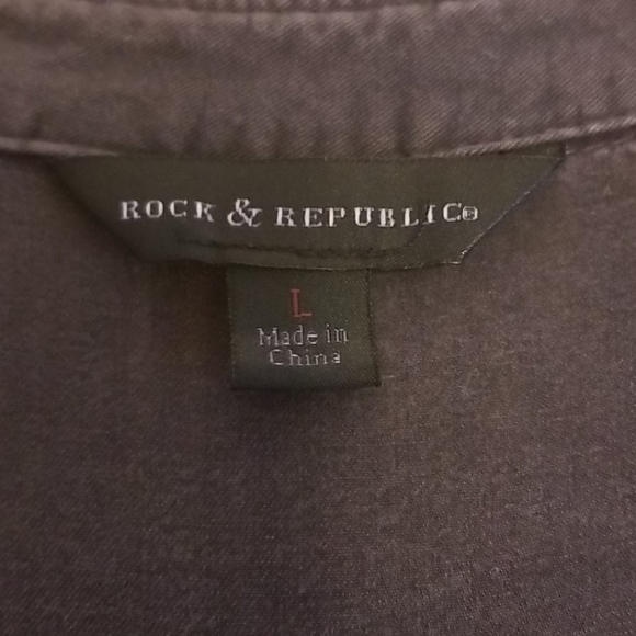 shirt - Picture 2 of 5